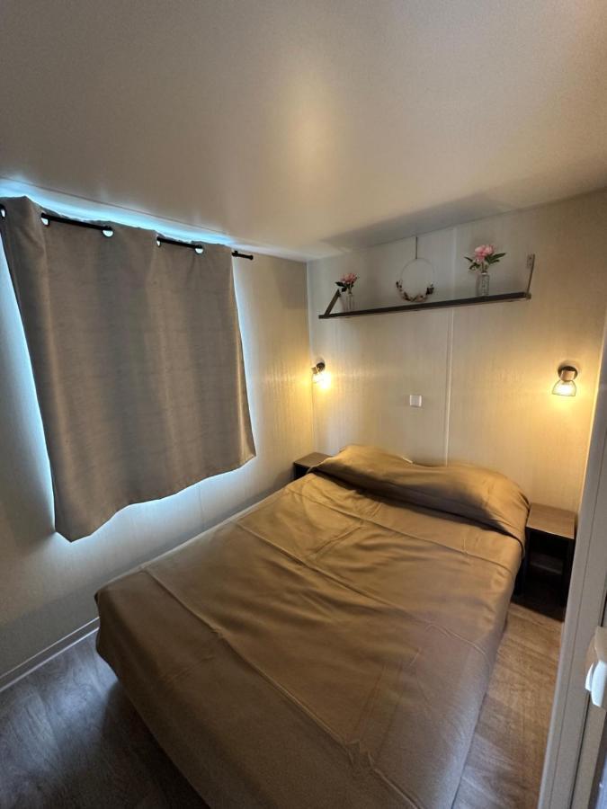 Au P'Tit Bonheur Hotel La Roque-d'Antheron Eksteriør billede